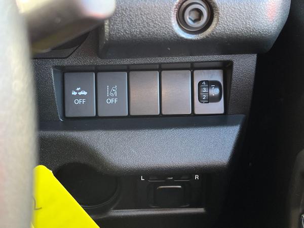 Suzuki Jimny Photo autoimg-cc5153bbef97749a8476e1b34dd79cd1e96175a6.jpg