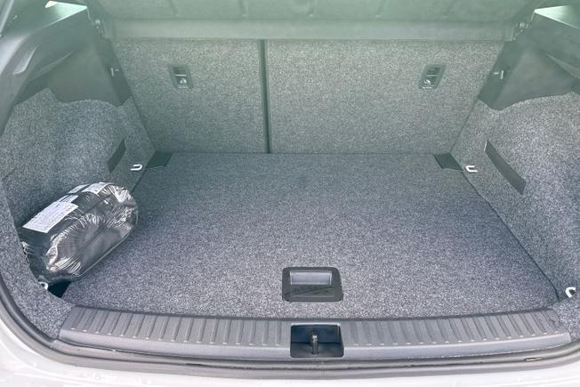 SEAT Arona Photo 12