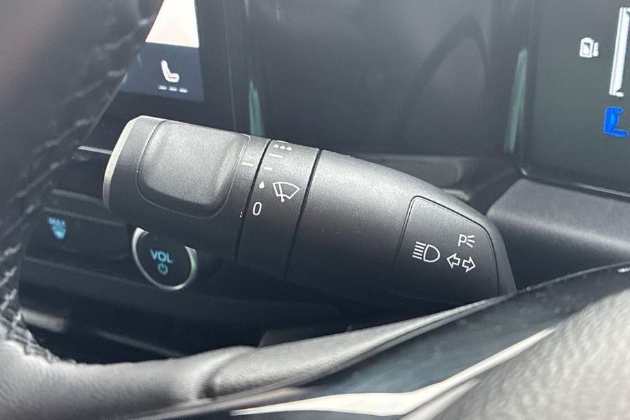 Used Ford E-TRANSIT CUSTOM SV75UWU 30