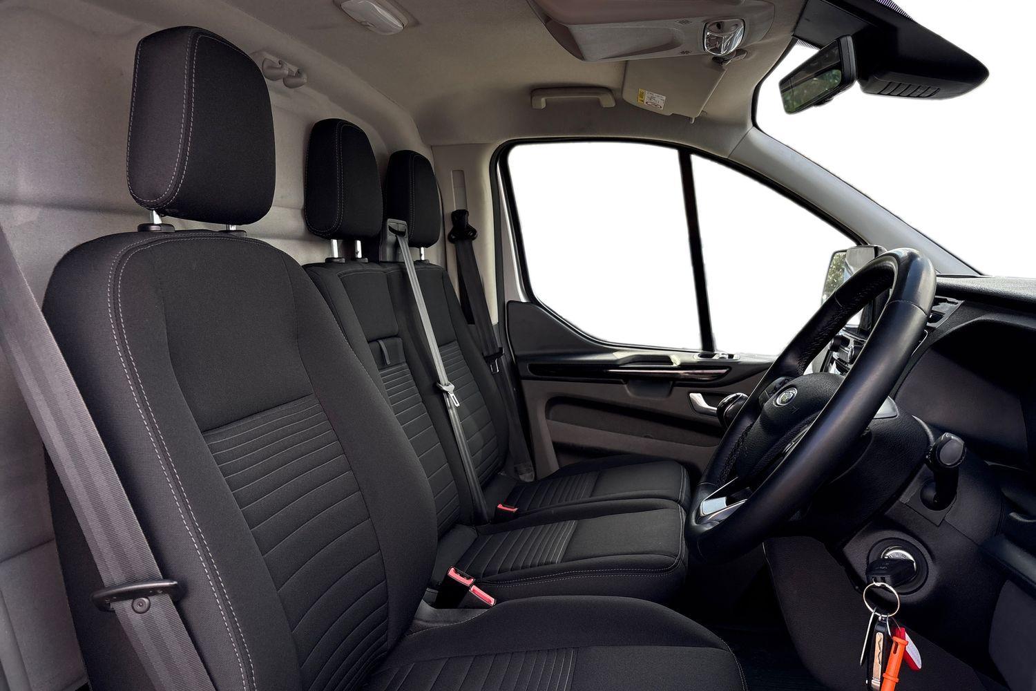 Ford TRANSIT CUSTOM Photo 10