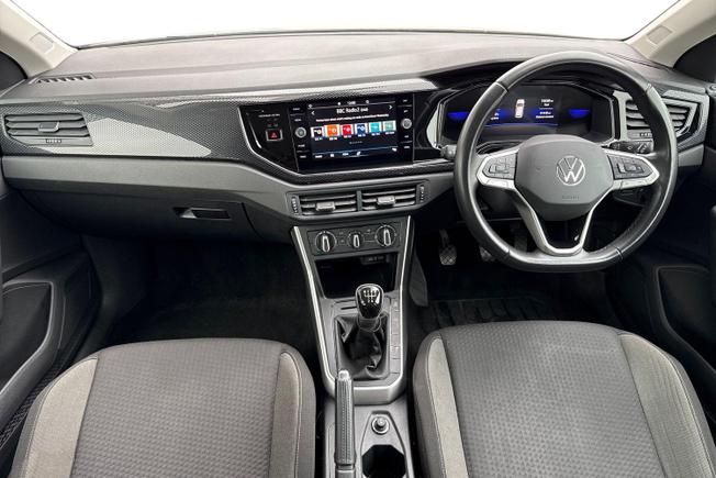 VOLKSWAGEN Polo Photo 10