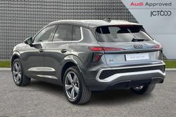 AUDI Q3 Photo 3