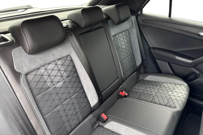 VOLKSWAGEN T-Roc Photo 9