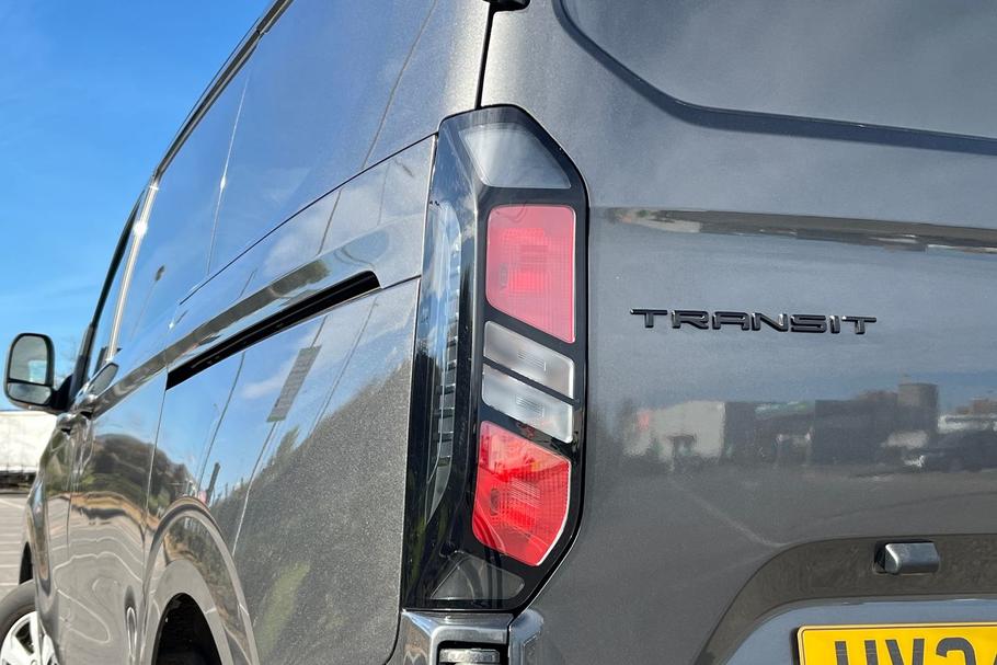 Used Ford TRANSIT CUSTOM HV24LYP 29