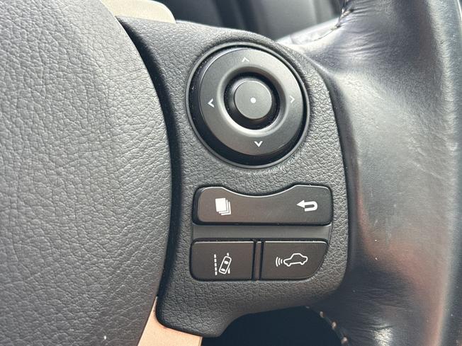 LEXUS Ct Photo 17