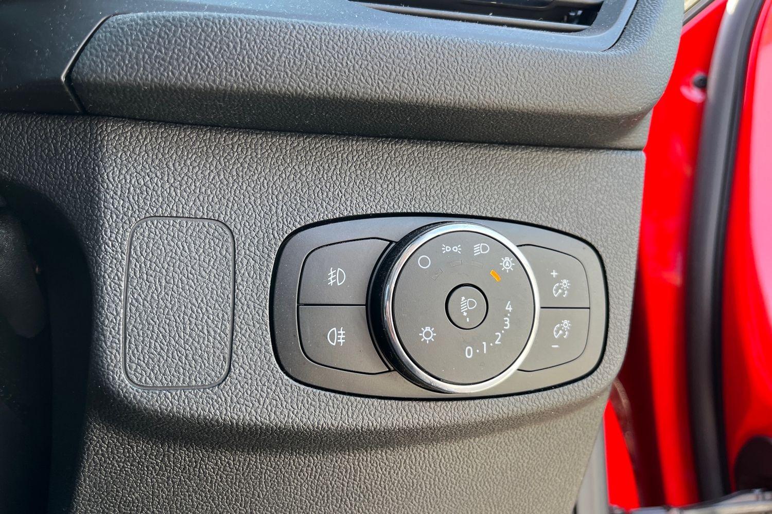 Ford FOCUS Photo 27