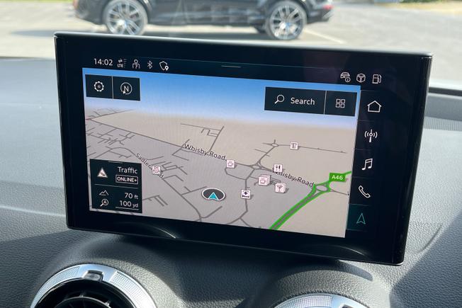 AUDI Q2 Photo 14