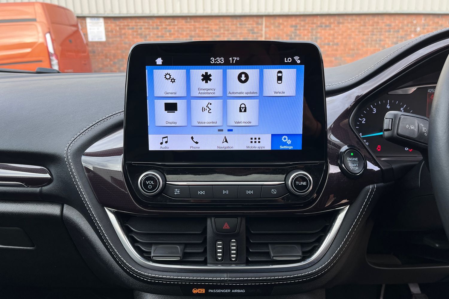 Ford Fiesta Photo 33