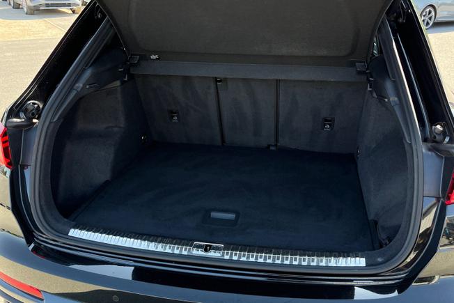 AUDI Q3 Photo 12