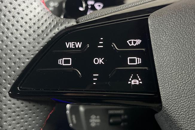 AUDI Q3 Photo 16