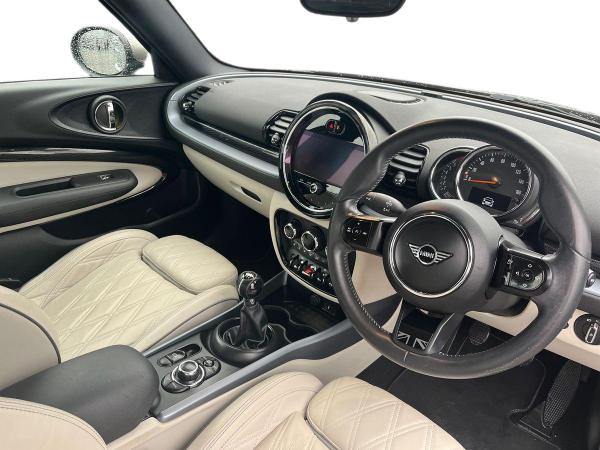 MINI Clubman Photo autoimg-cc76dc7cbb6040537ab65bc6831fda9757dec213.jpg