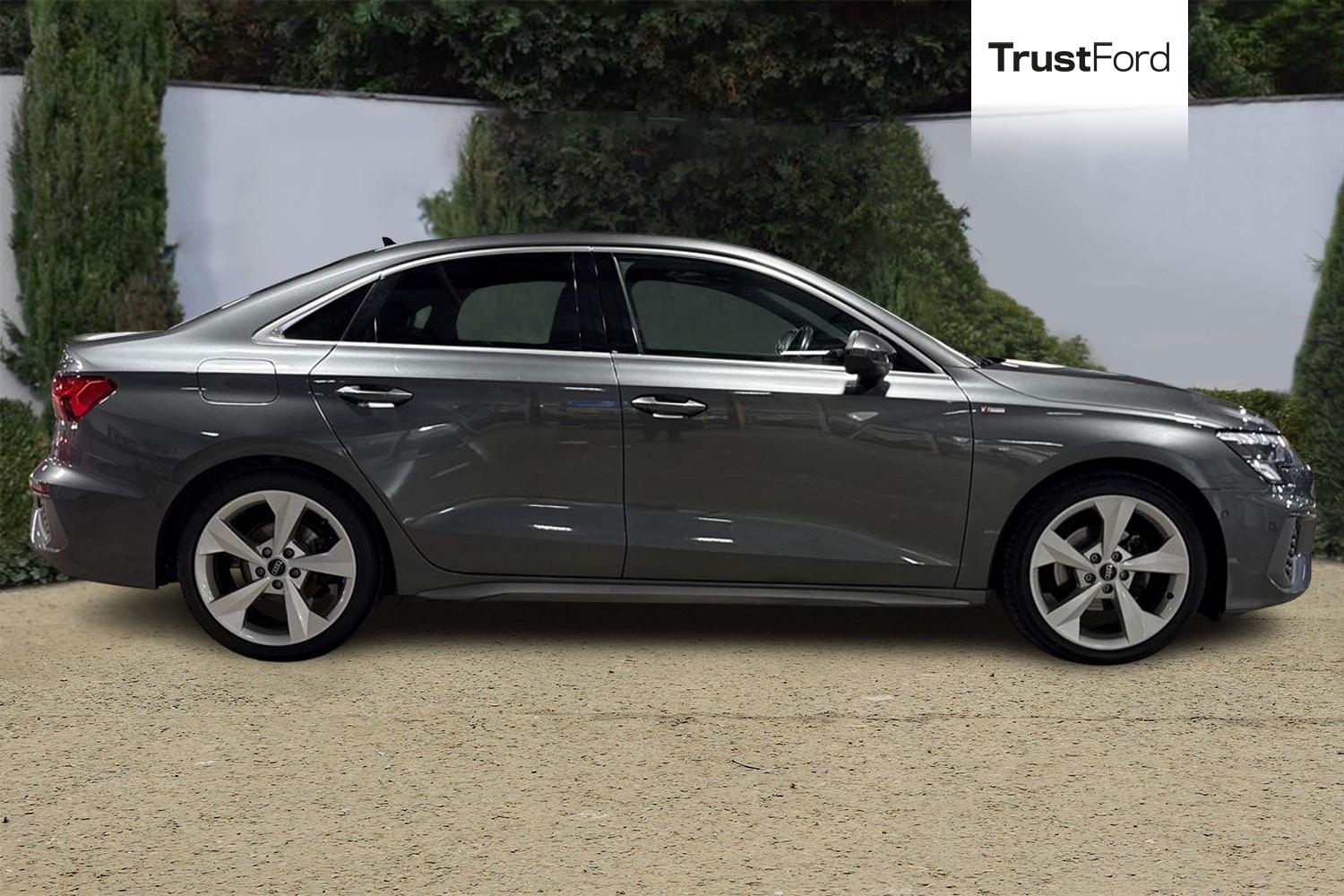Audi A3 Photo 2