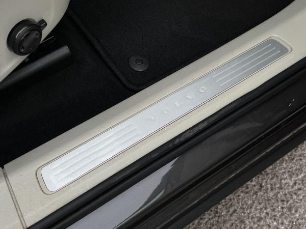 Volvo XC60 Photo autoimg-cc7e0016e51c15db8bfe46a03fa15794d377b8b6.jpg