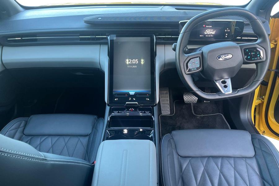 Ford CAPRI Photo autoimg-cc7e8eddbc8f0ed6cc05fc9db920a719ee0a97cf.jpg