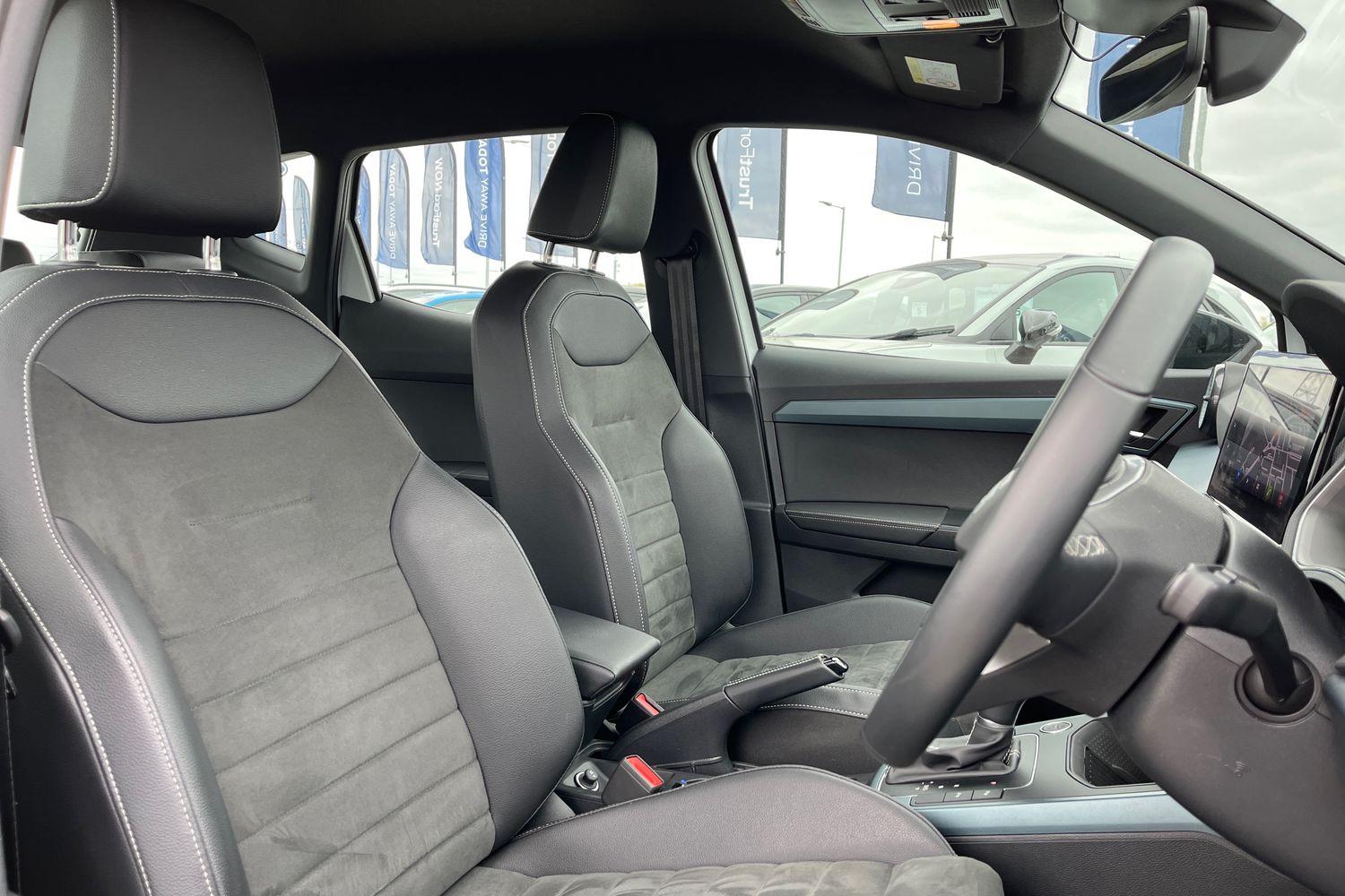 SEAT Arona Photo 16