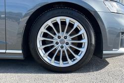 Audi A8 Photo 5