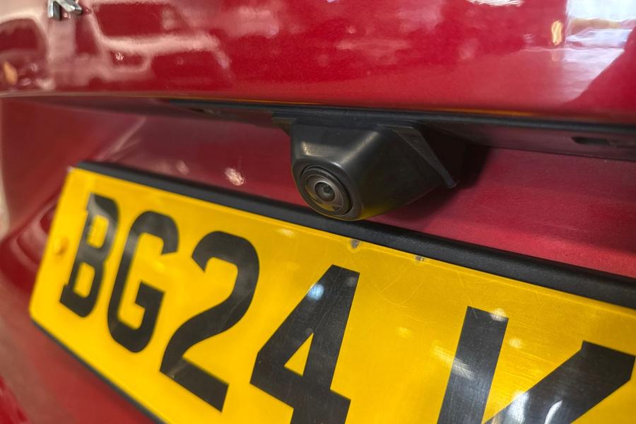 Ford Kuga Photo autoimg-cc83a719f37cd212f895965c32d6424190d39949.jpg