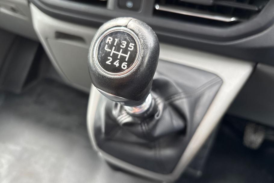 Used Ford TRANSIT CUSTOM LA24HWM 30