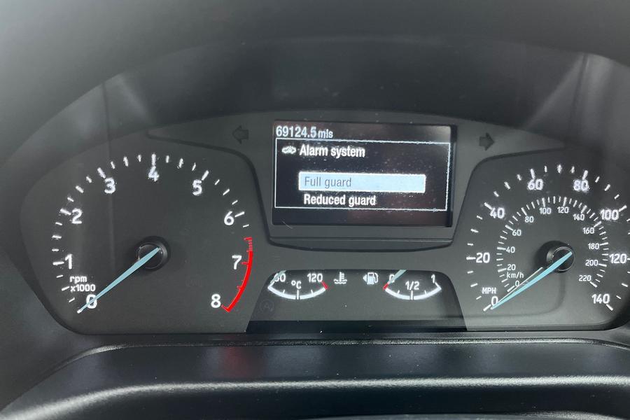 Ford FIESTA Photo autoimg-cc8a739d2e9ae10e827565367a1f1447b0202ff2.jpg