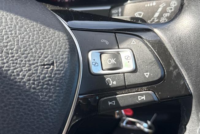 VOLKSWAGEN Tiguan Photo 17