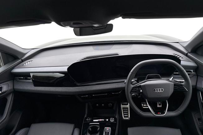 AUDI Q6 E-Tron Photo 10