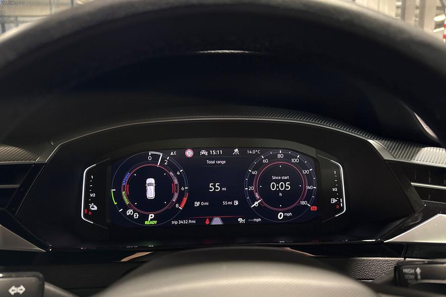 Volkswagen ARTEON Photo autoimg-cc98f1645614de255f0ee1db44cc7e509c664dfb.jpg