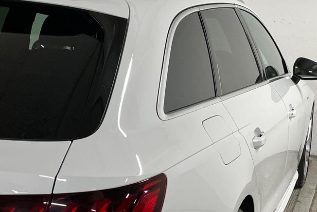 AUDI A4 Avant Photo 28
