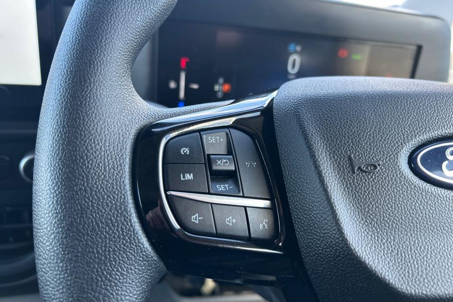 Ford E-TRANSIT CUSTOM Photo autoimg-cc9be1cac8b7a4230f9c617bdbfed30e2030e52d.jpg
