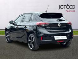 VAUXHALL Corsa Photo 3