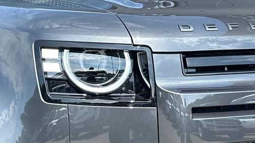 Land Rover Defender Photo autoimg-cc9dcb5c93b57e21a78acd1c181f797214566551.jpg