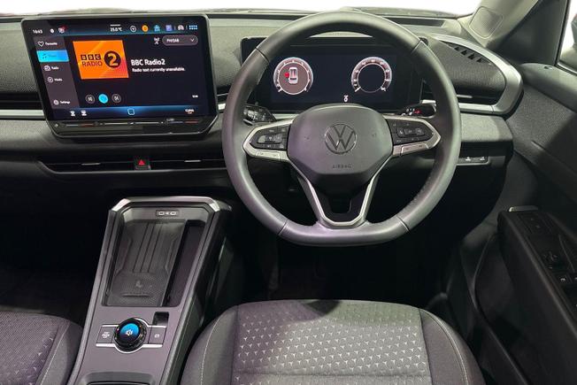 VOLKSWAGEN T-Roc Photo 11