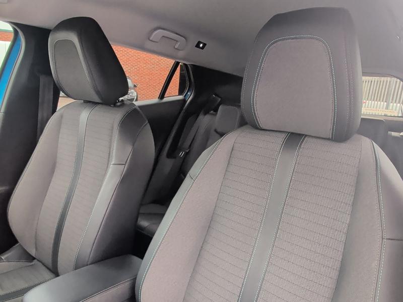 Used Peugeot 2008 NV21SSZ 37