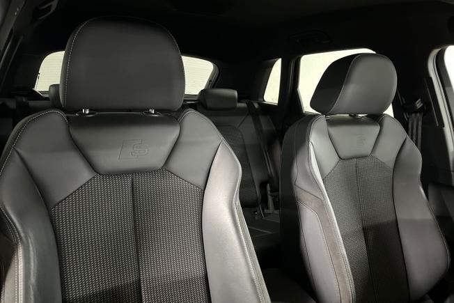 AUDI Q3 Photo 25