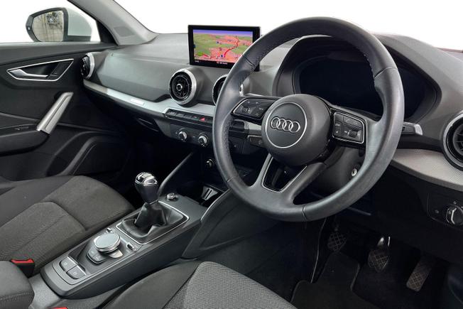 AUDI Q2 Photo 6
