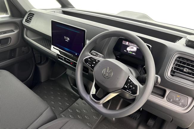 VOLKSWAGEN Id. Buzz Cargo Photo 10