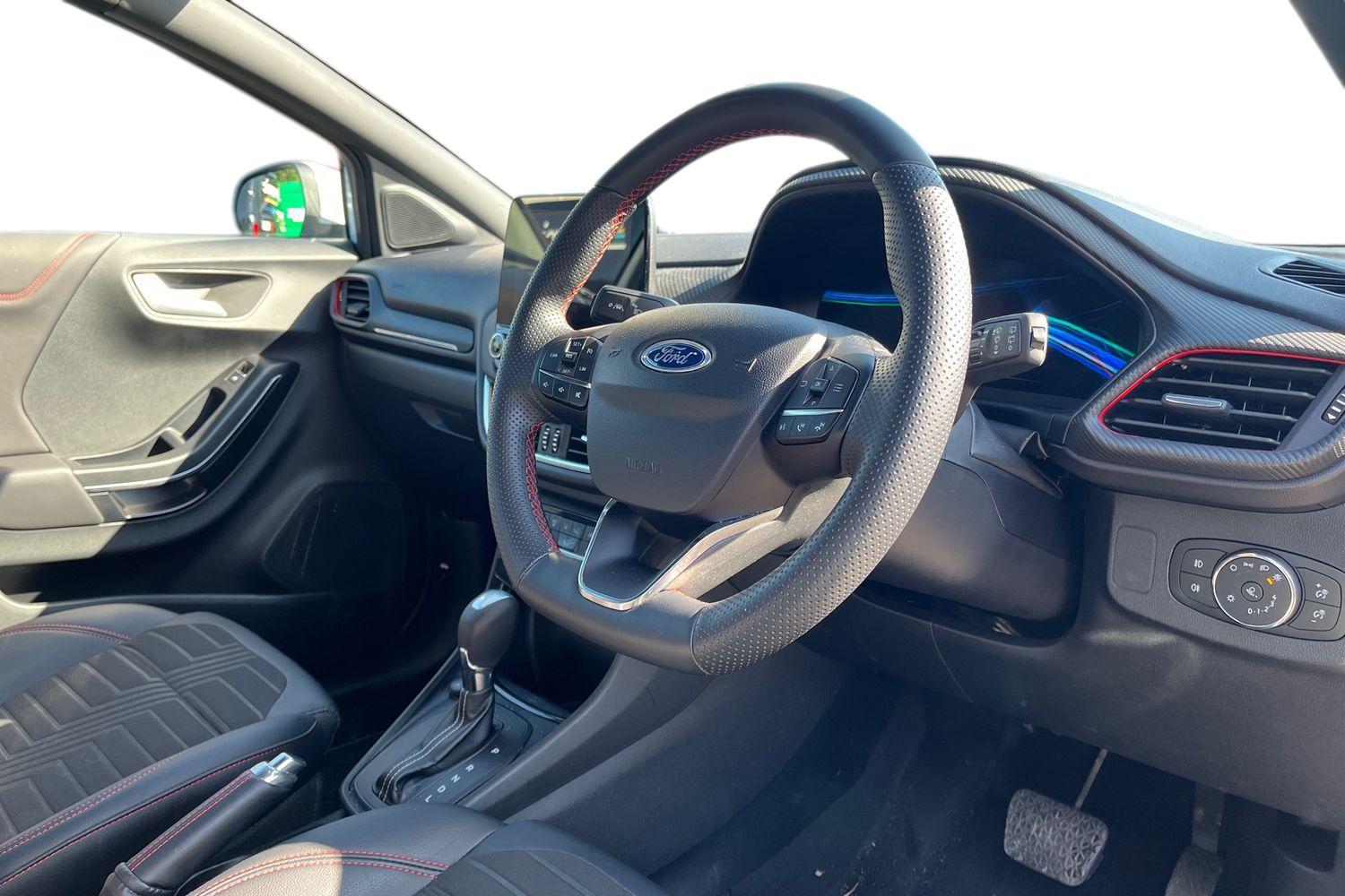 Ford PUMA Photo 8