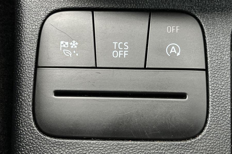 Ford Fiesta Photo autoimg-ccac2745d9ad3488b15a5c2daa727376af6d8610.jpg