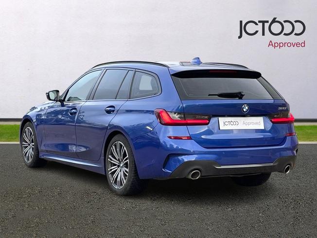 BMW 3 Series Photo 3