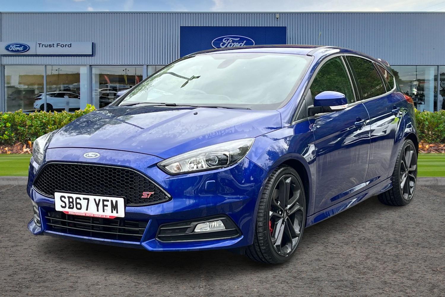 Ford Focus Photo 4