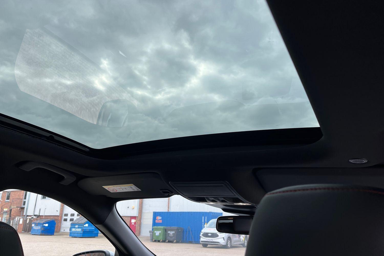 Ford KUGA Photo 31