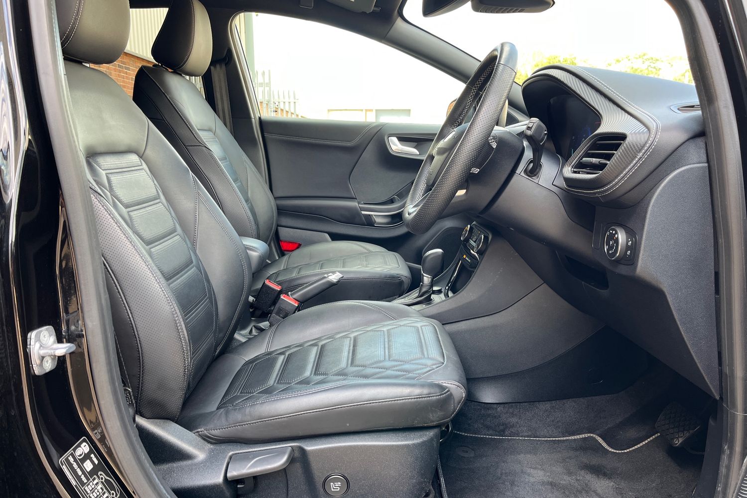Ford Puma Photo 28