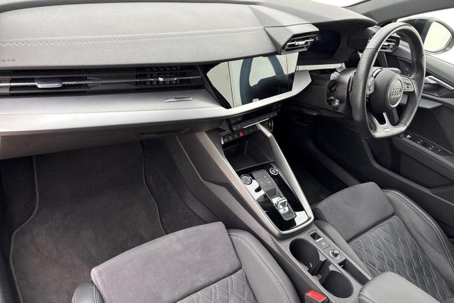 AUDI A3 Photo 2