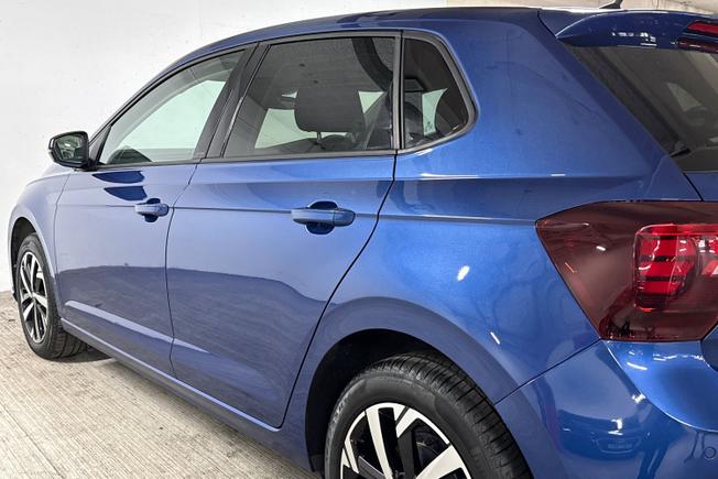 VOLKSWAGEN Polo Photo 26