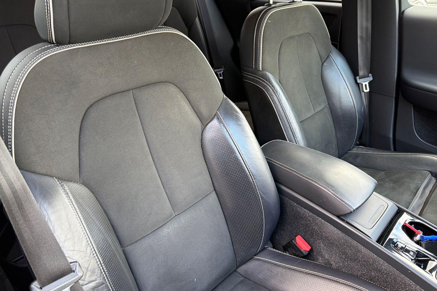 Volvo XC40 Photo 16