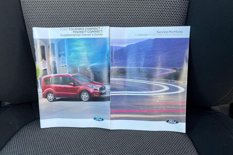 Ford TRANSIT CONNECT Photo autoimg-ccb82d6b0b7f39c0f98f9042581021d2beeec044.jpg