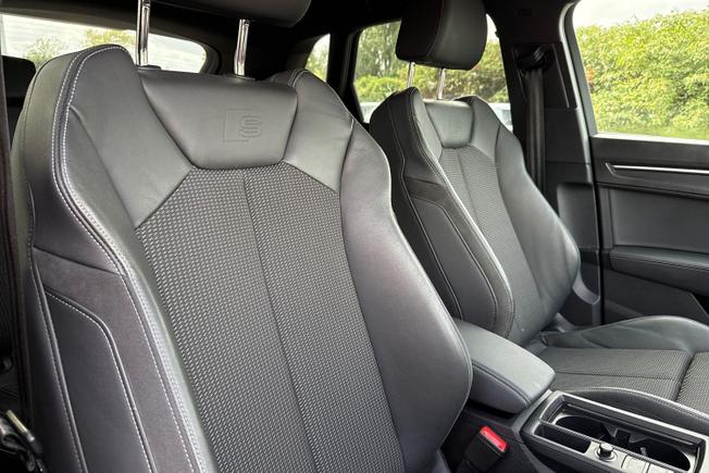 AUDI Q3 Photo 34