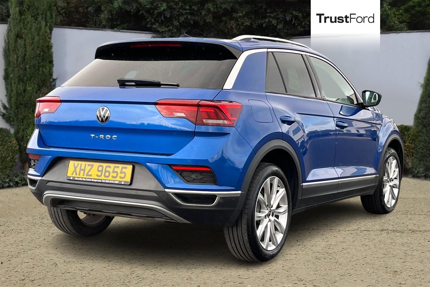 Volkswagen T-ROC Photo 3