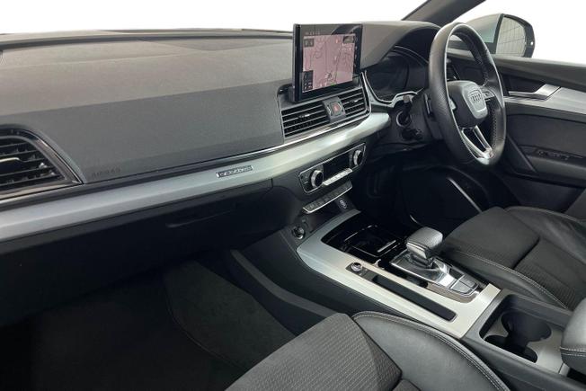 Audi Q5 Photo 2