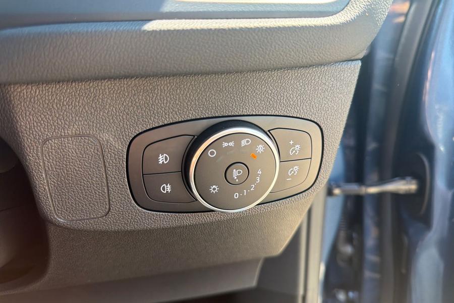 Ford Focus Photo autoimg-ccc3ef0f5c9a32f83b775921da3fee94ca73e70d.jpg