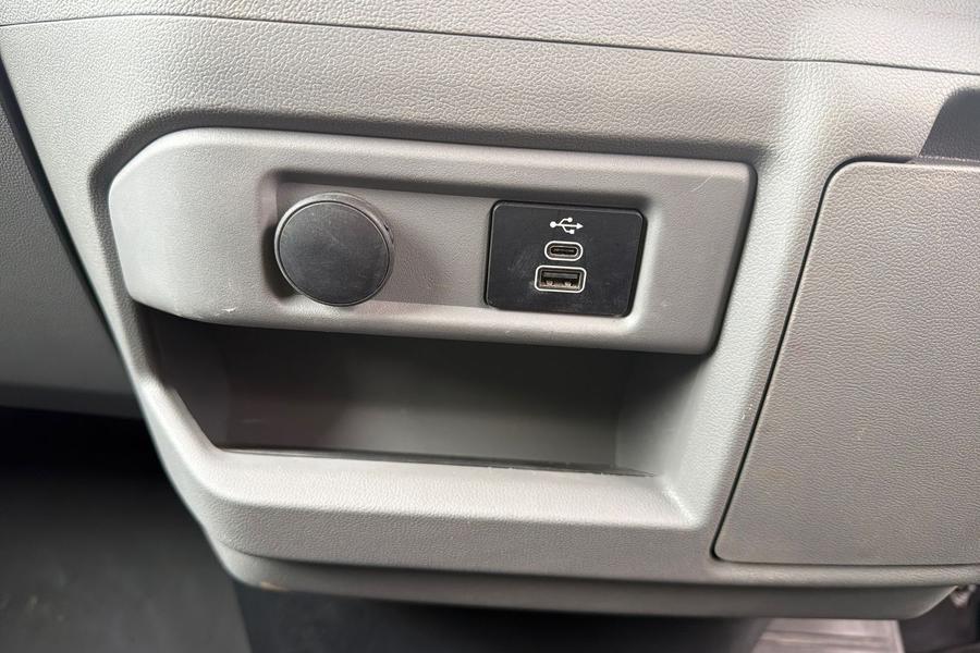 Ford TRANSIT CUSTOM Photo autoimg-ccc44b6683225bddf1dc557cc35353f74565fb9c.jpg